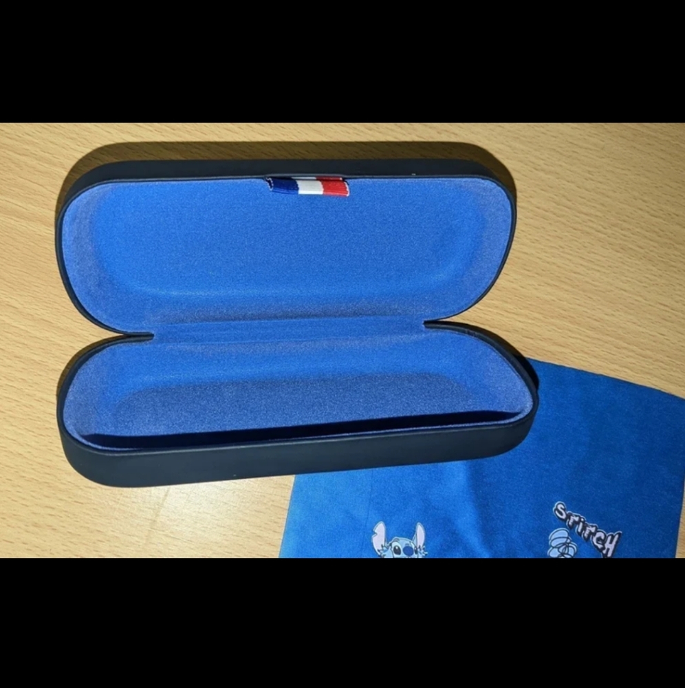 Stitch eye glasses case